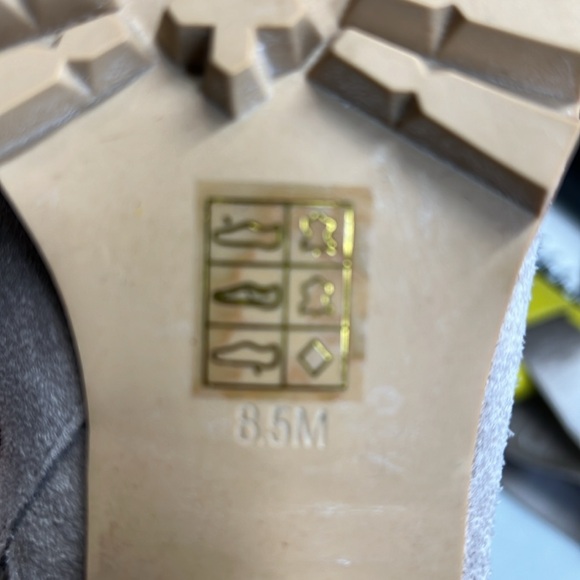 Jeffrey Campbell Free People NWOT Taupe Suede Open Front Lace up 4.5” Heel Shoes - Picture 10 of 11